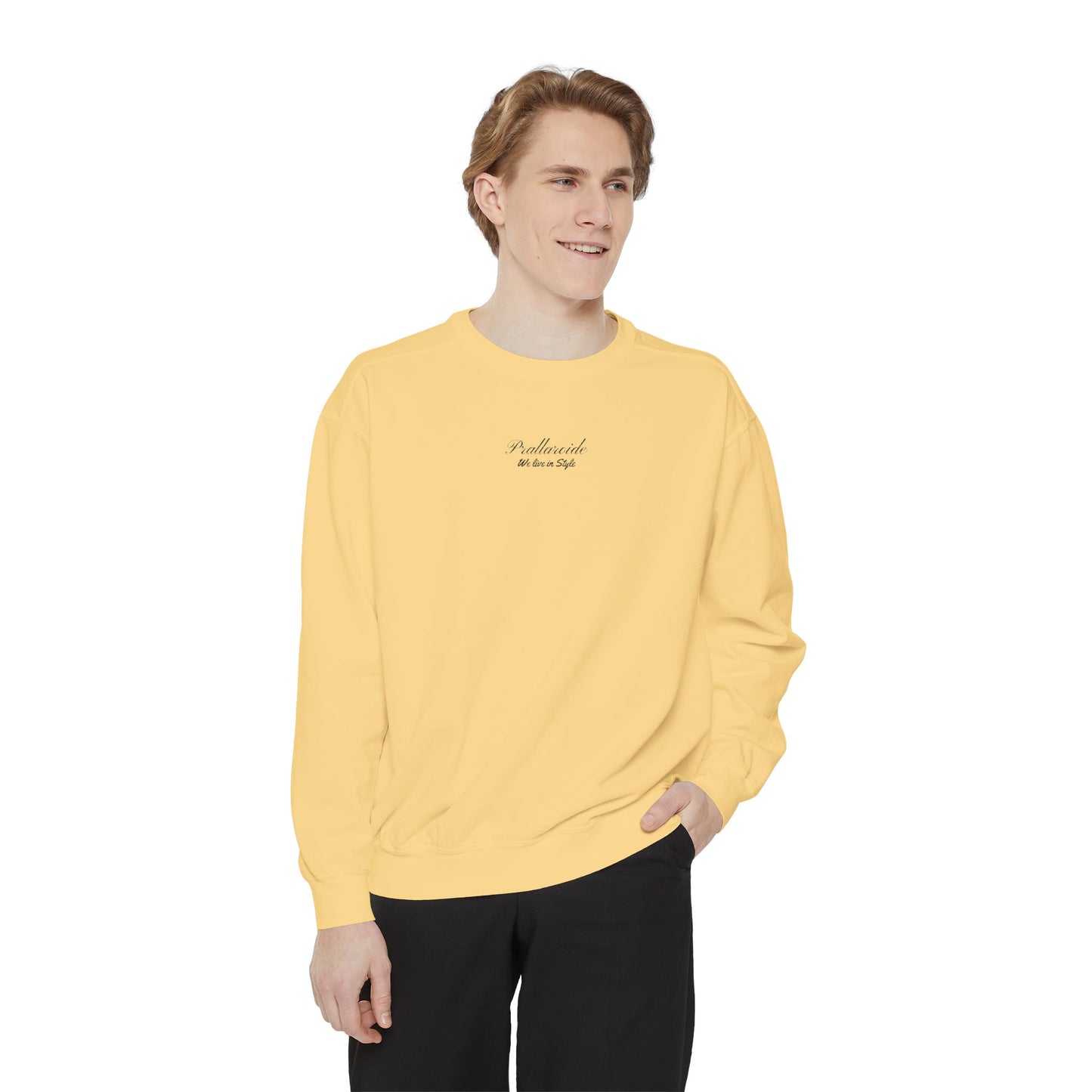 Chic Unisex Sweatshirt