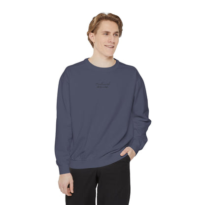 Chic Unisex Sweatshirt
