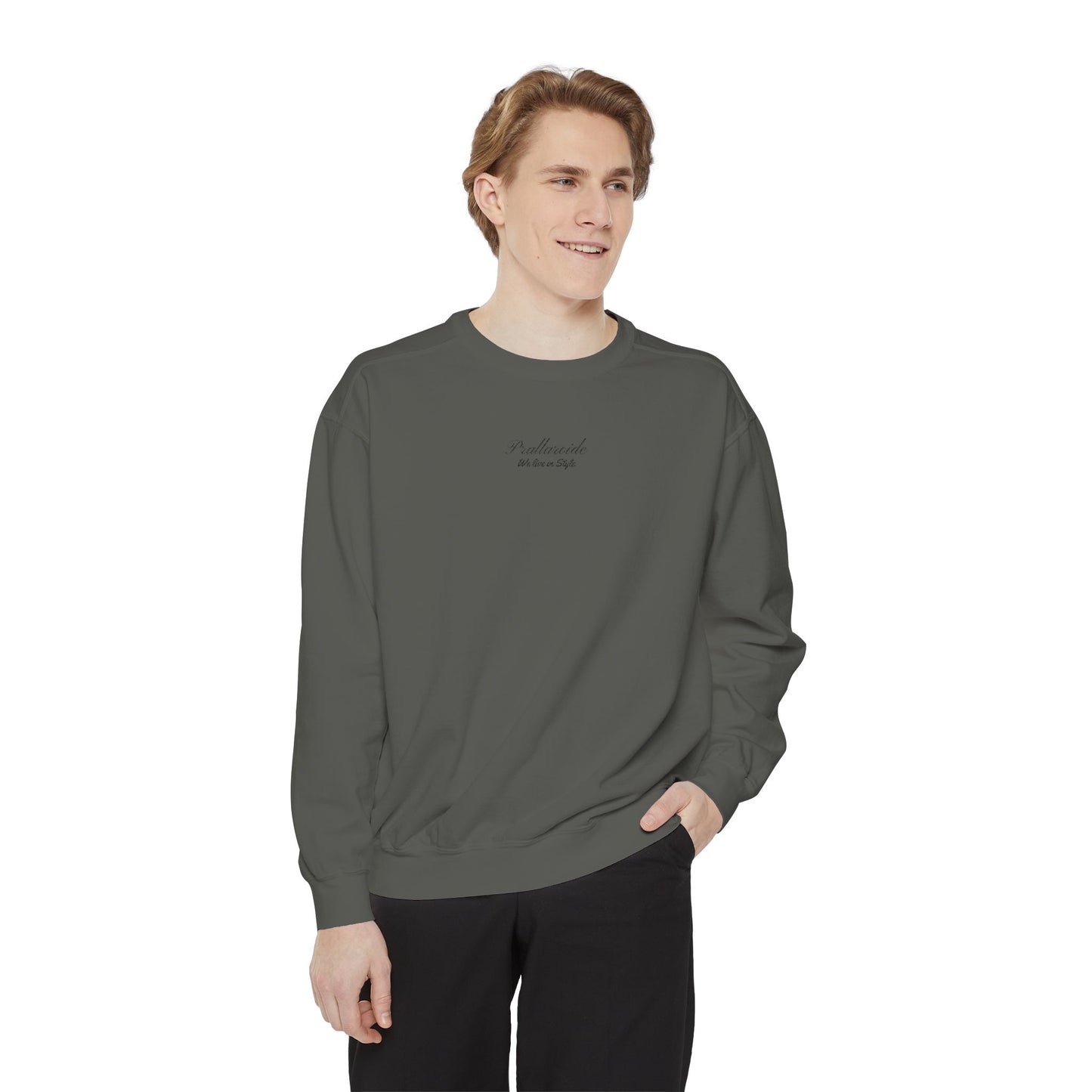 Chic Unisex Sweatshirt