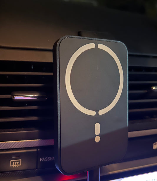 Magnetische IPhone Halterung fürs Auto mit Auflade Funktion