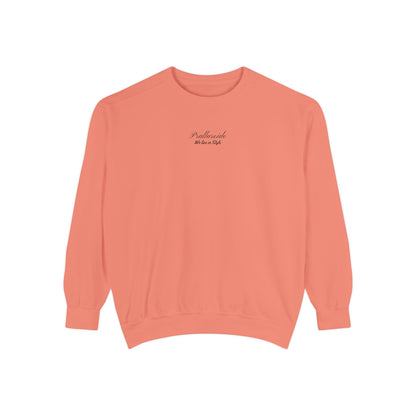Chic Unisex Sweatshirt