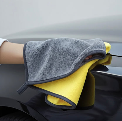 2er Set aus 2 Tüchern und einer Handyhalterung